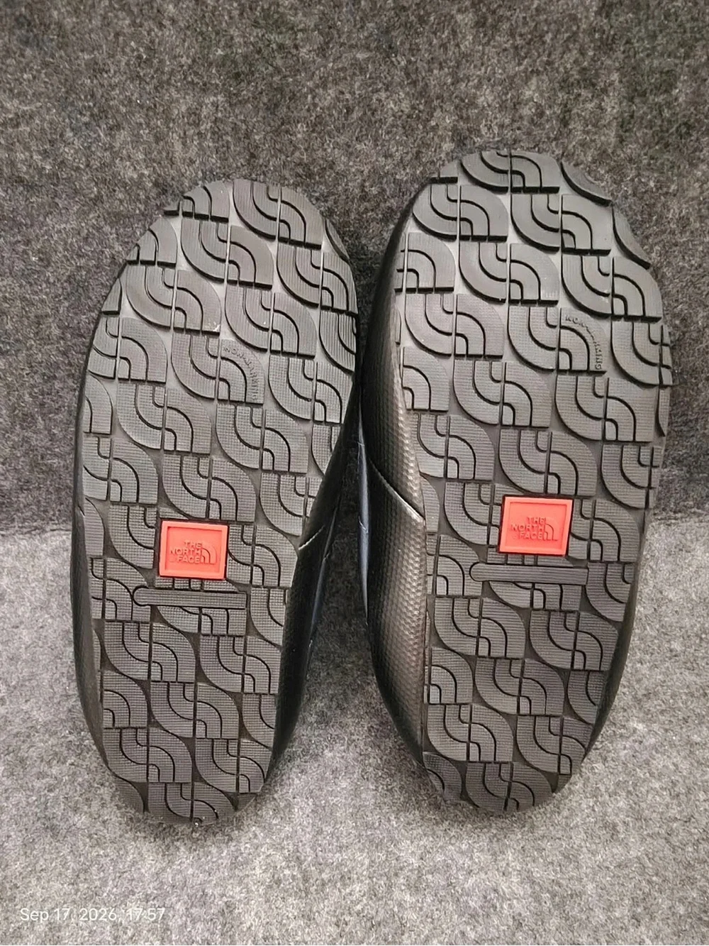 NWOT The North Face Thermoball Eco Mule Traction Cozy Slipper Blue Men's US 7